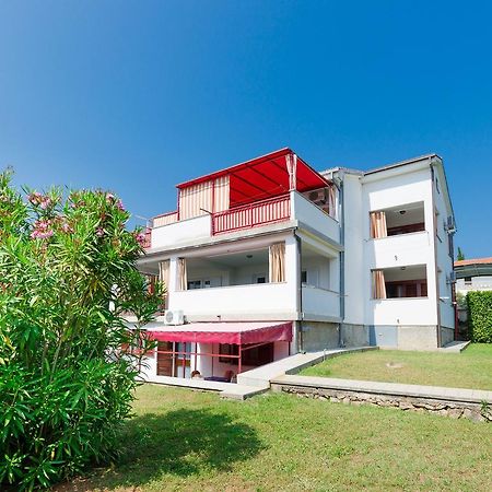 Apartments Miha Krk Town Extérieur photo